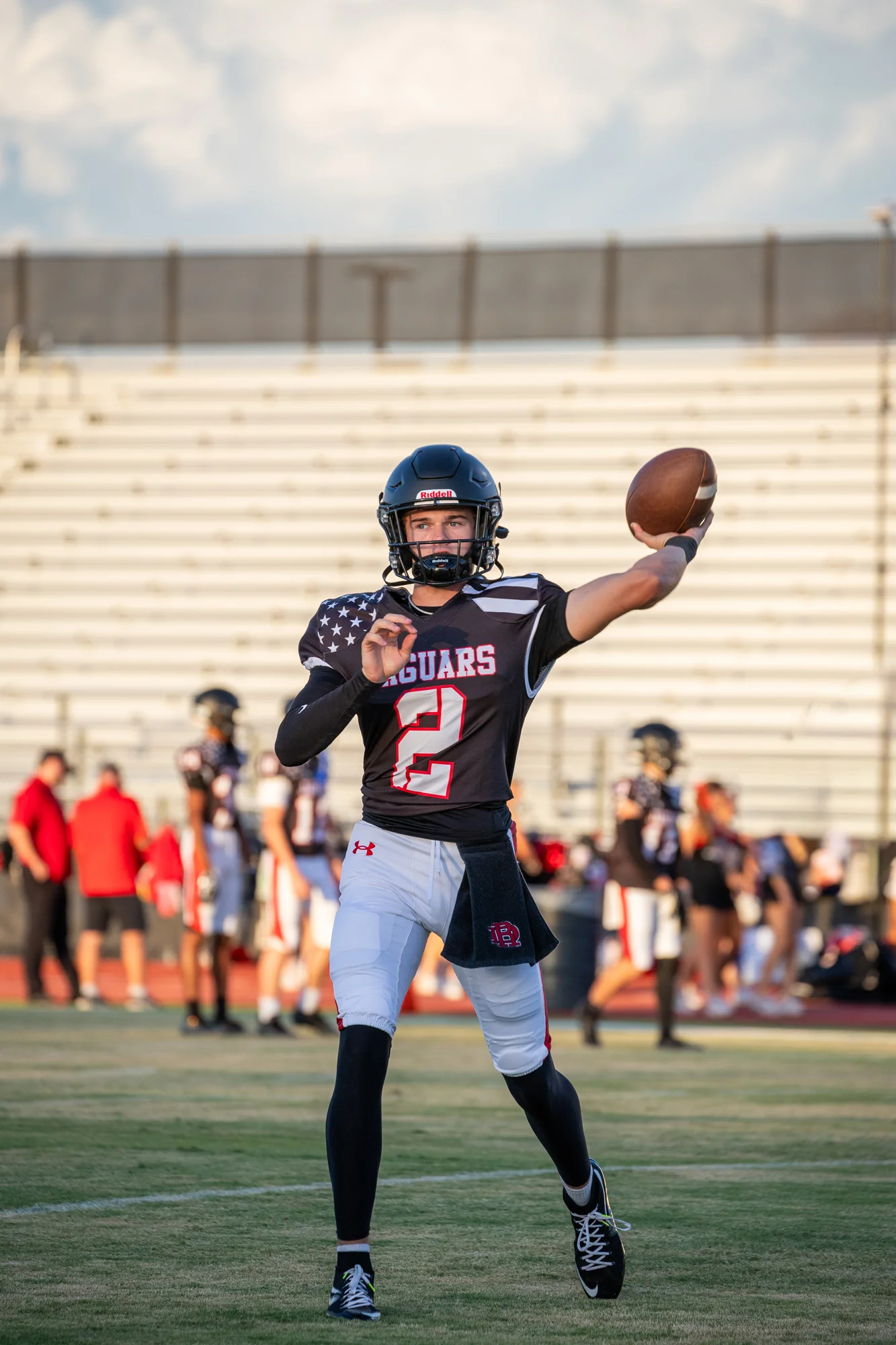 QB warming up in pregame
