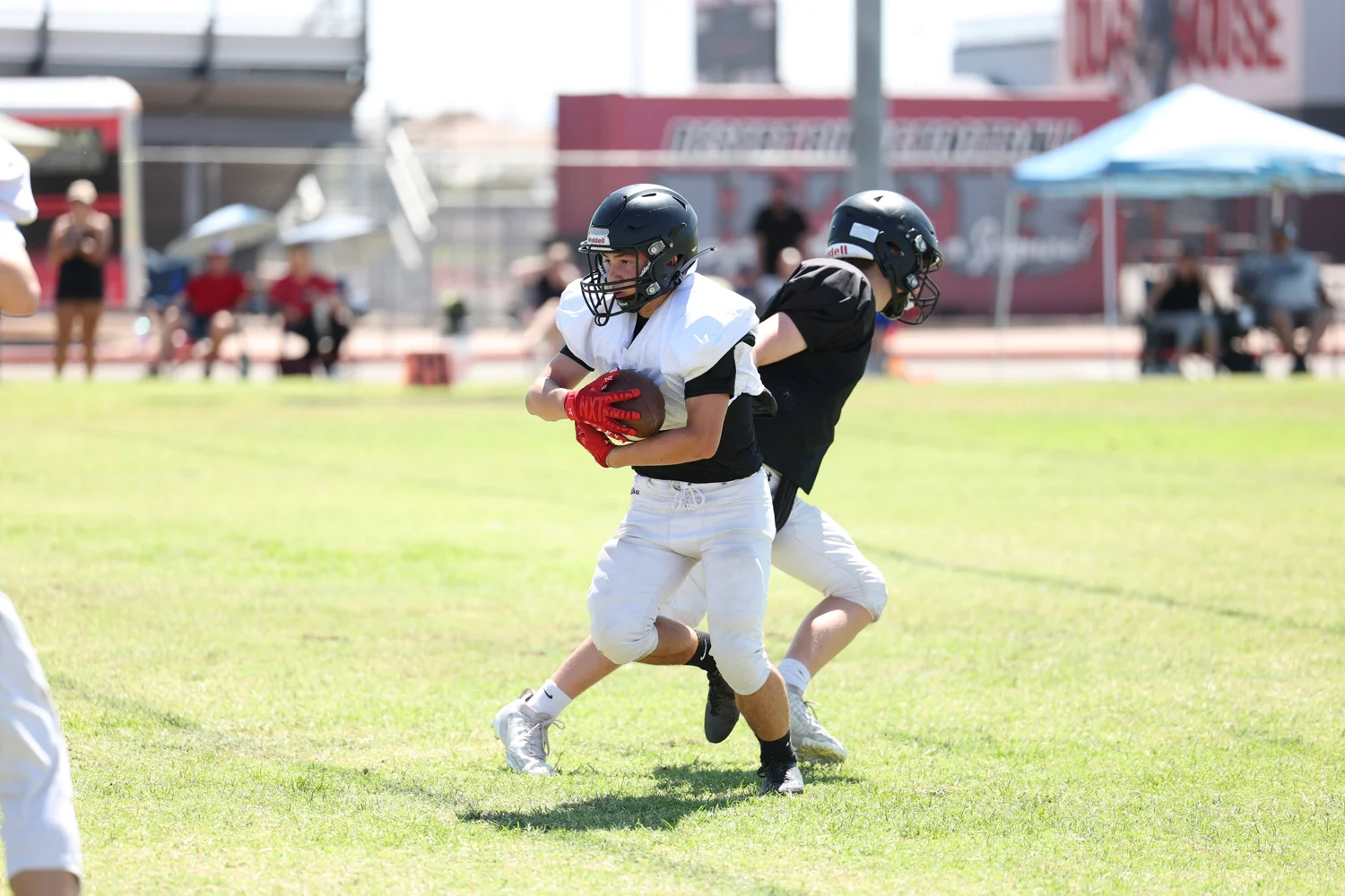 RB looking for a hole to run